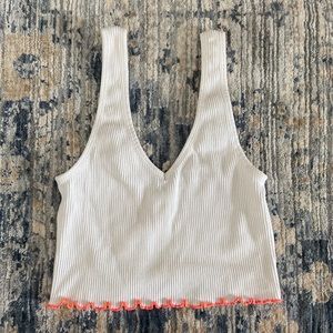 Stretchy white cropped tank